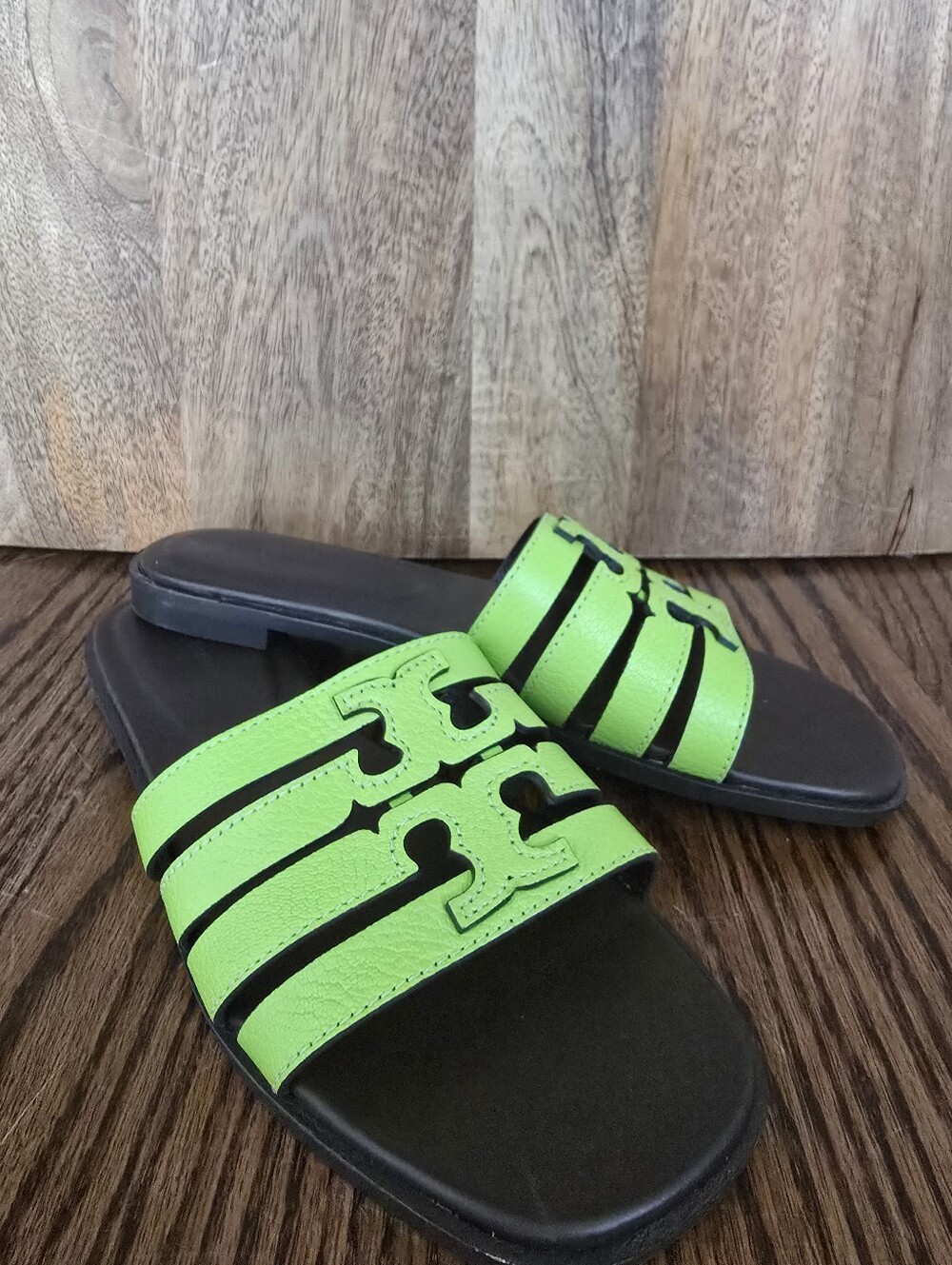 Tory Burch Ines Slide - Picture 2 of 6